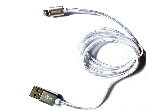 Xwave Kabl USB IPHONE 1.2m 3A,lightning aluminium,upleteni srebrni - Слика 2