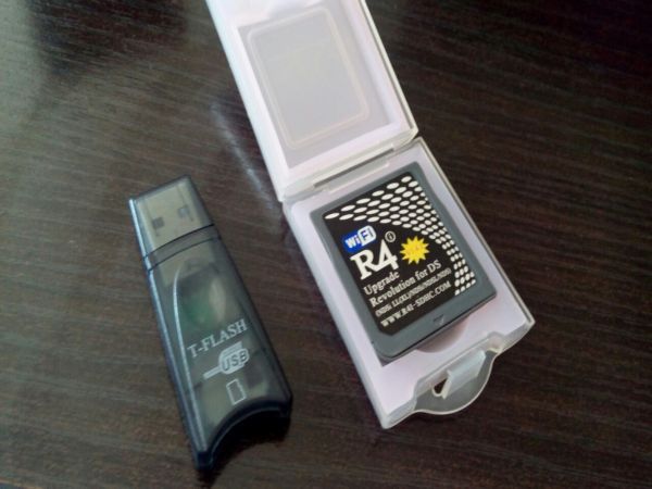 LC POWER FD2-R4I-WIFI VER 1.4.1 SDHC DS FOR Nintendo NDSI XL/NDSI/NDSL/NDS - Слика 3