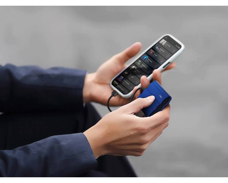 SAMSUNG Portable T7 Shield 4TB crni eksterni SSD MU-PE4T0S - Слика 3