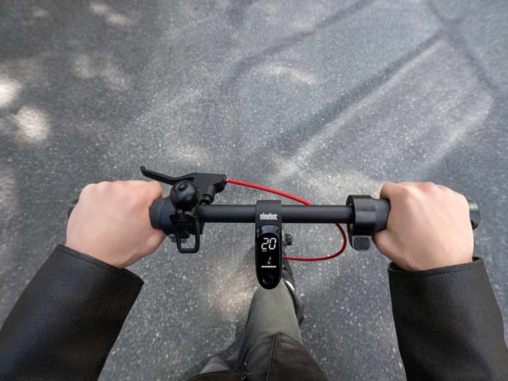 Elektricni trotinet SEGWAY NINEBOT F2 PRO E II - Слика 7