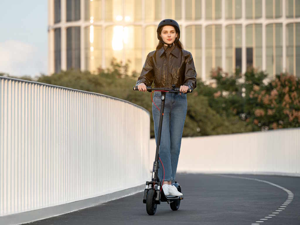 Elektricni trotinet SEGWAY NINEBOT F2 PRO E II - Слика 8