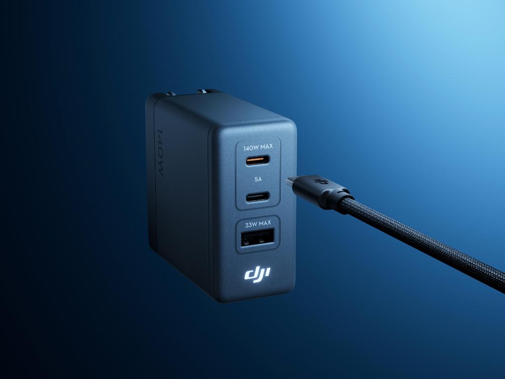 Punjac DJI Power 140W GaN Charger (EU) - Слика 2